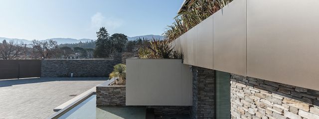 Storm Studio Back